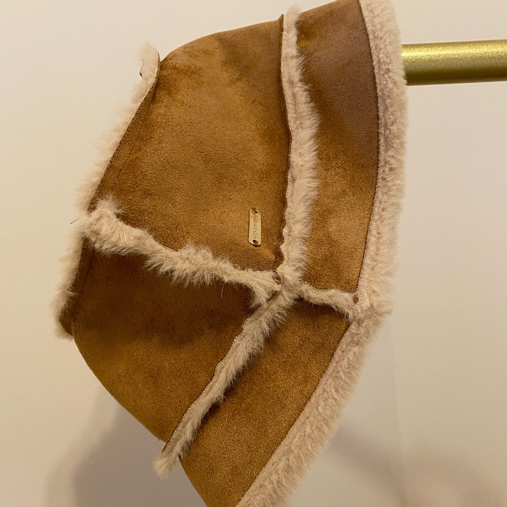 Steve Madden Tan Shearling Hat